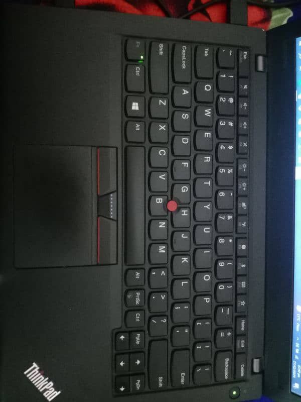 8gb ram 256 gb ssd lenovo x270 4