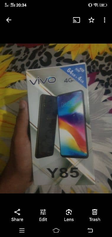 iphone 5 or vivo y 85 ha 0