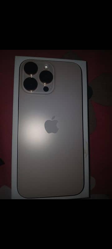 I phone 16 pro max 256 (Factory unlock Non pta) 2