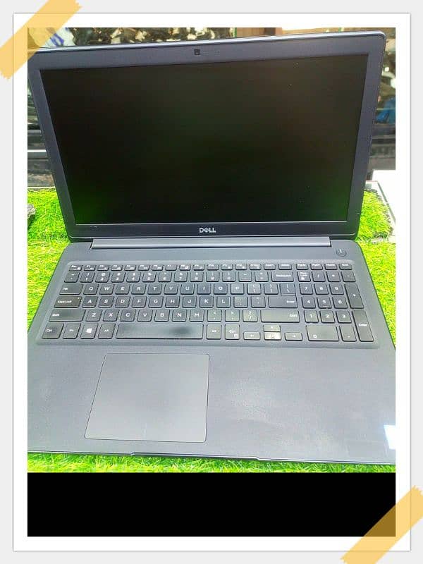 Dell Latitude 3500 i5 8th gen 8. gb 256. gb m. 2 0