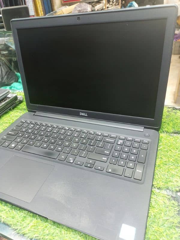 Dell Latitude 3500 i5 8th gen 8. gb 256. gb m. 2 5