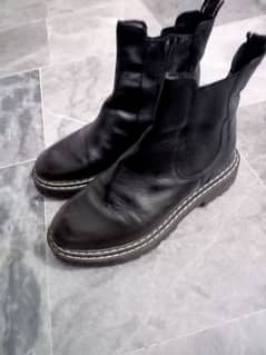 Lader Boots for sale good condition 37 size