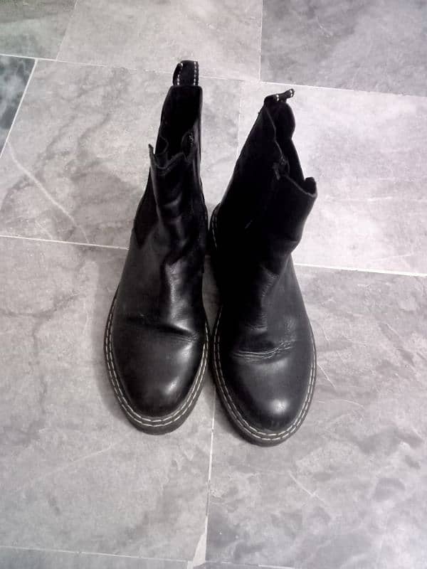 Lader Boots for sale good condition 37 size 3