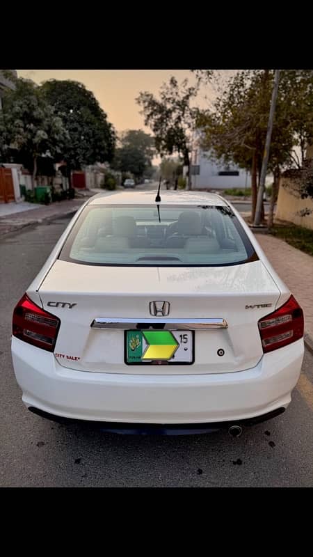 Honda City IVTEC 1.3cc 2015 White 1