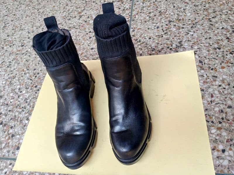 Chelsea boots black , size#9 5