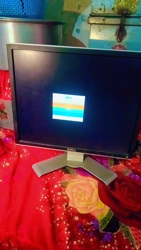 19: inch monitor LCD for sale 4