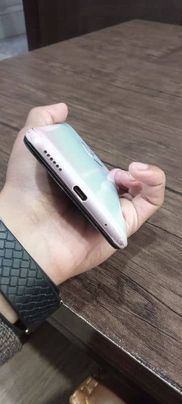 Vivo s1 pro urgent sale 8/128 gb box ni hn charger hn 1