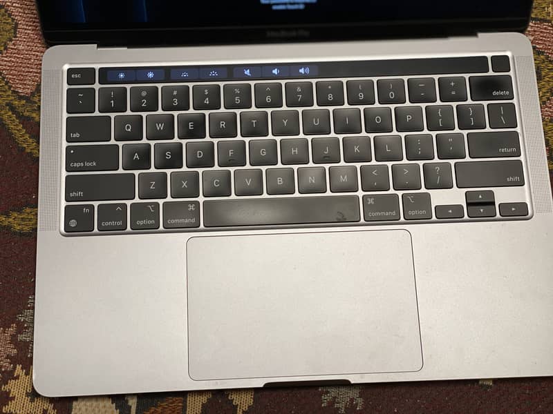 Apple Macbook Pro M1 Touchbar (500GB Storage) 3