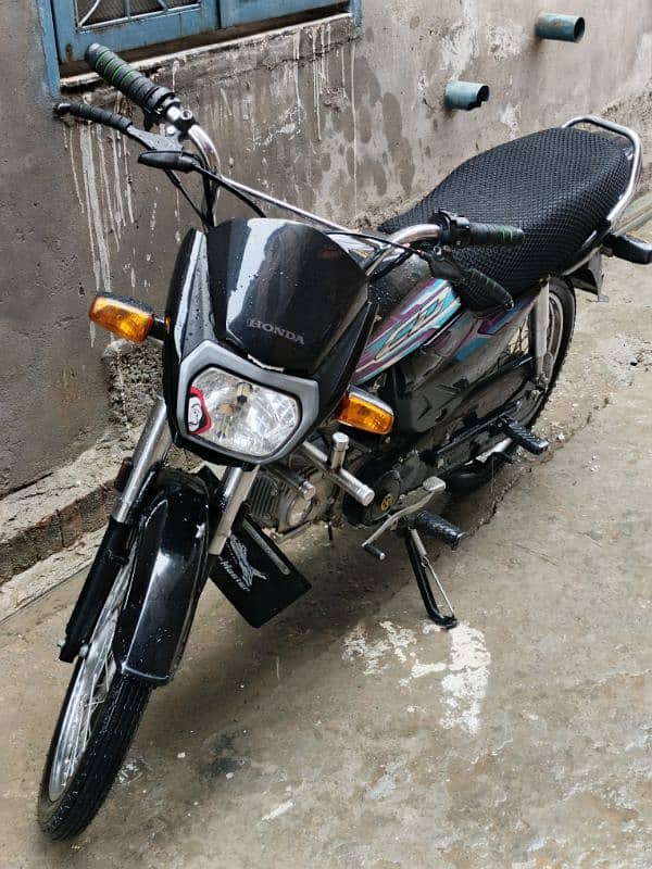 honda 70 dream new condition 1