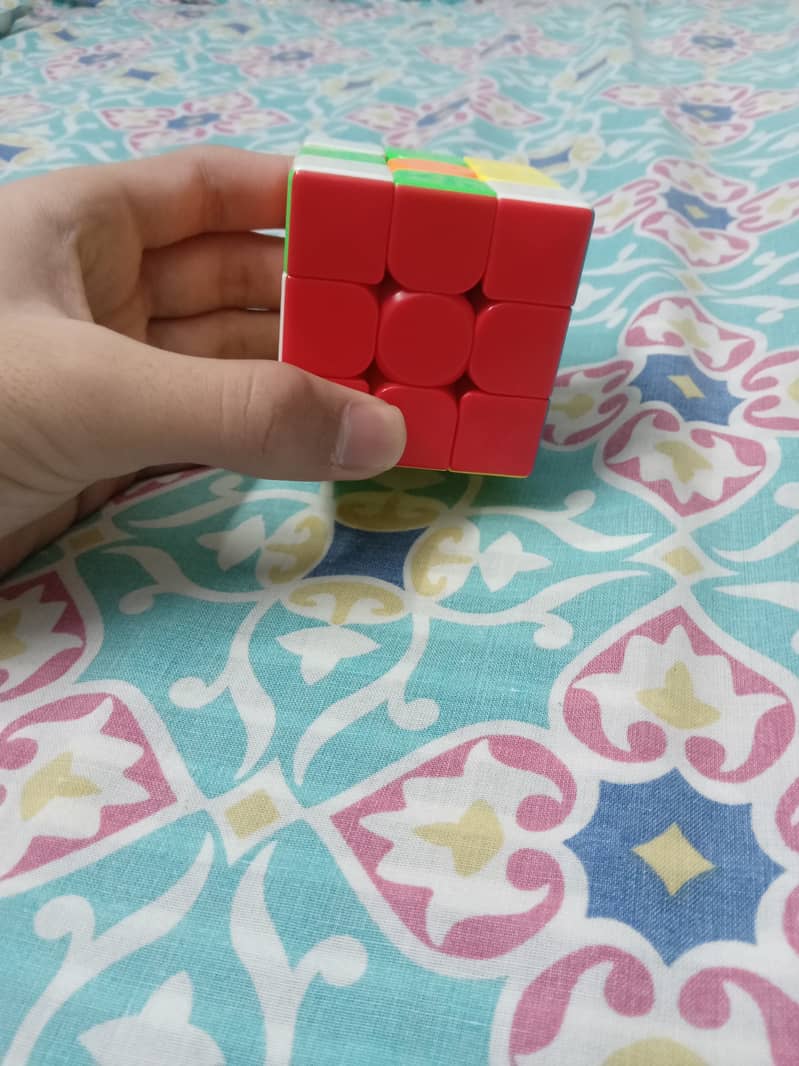 SMOOTH QUALITY FLEXIBLE EASY USE RUBIX CUBE 3