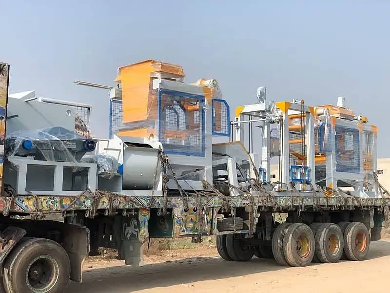 Fully automatic concrete paver machine / Block making machine 4