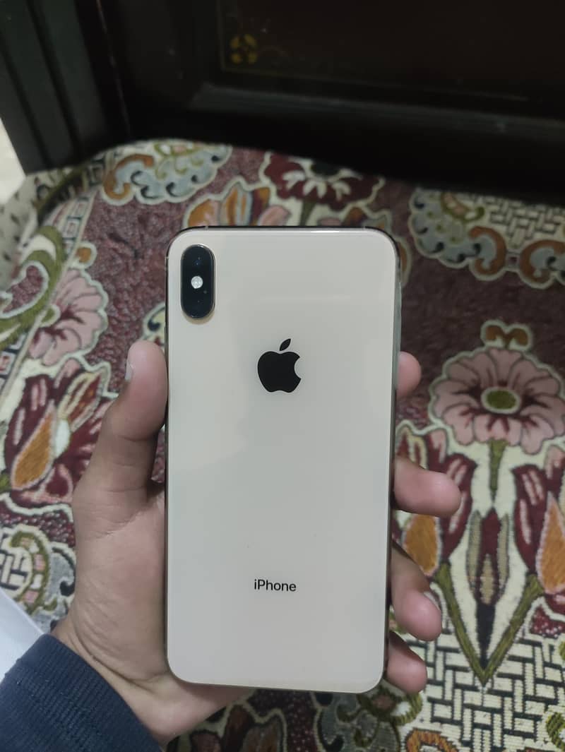 iPhone XS Max 0