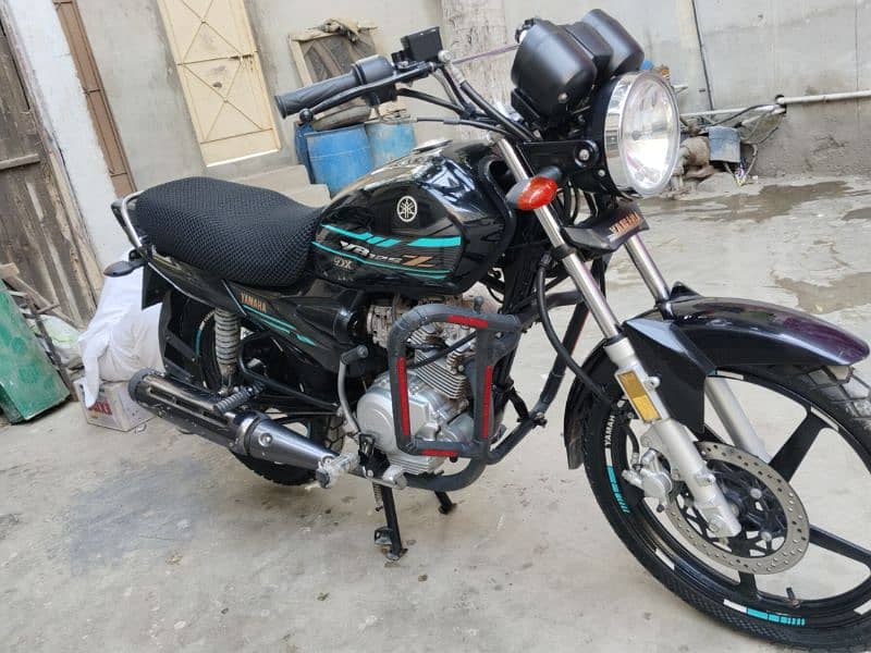 ybr dx 125 4