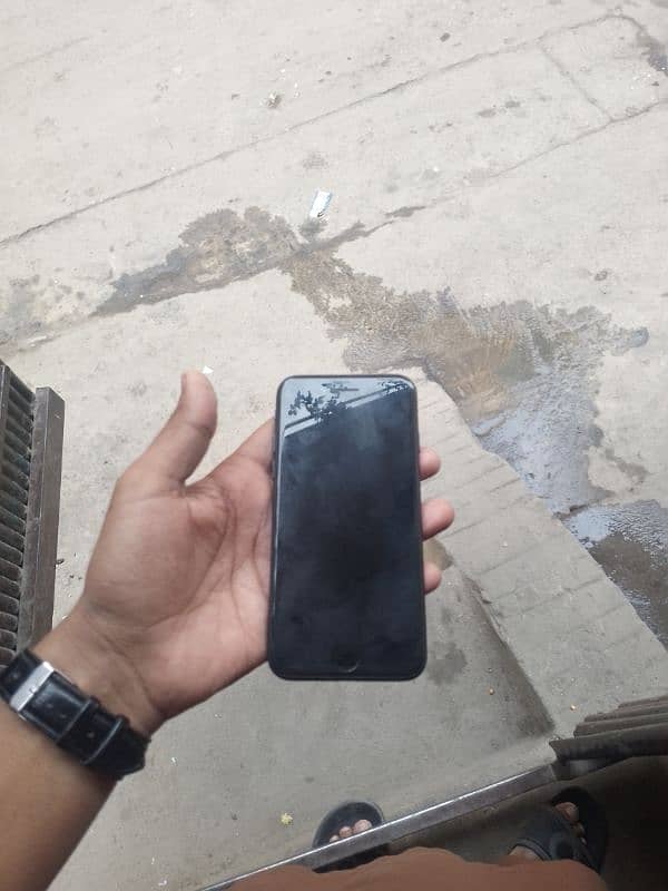 iphone 7 non pta 10/10 condition 4