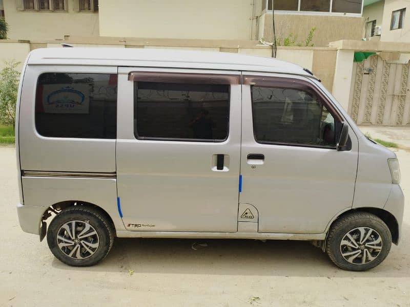 Daihatsu Hijet / toyota pixis 2013 3