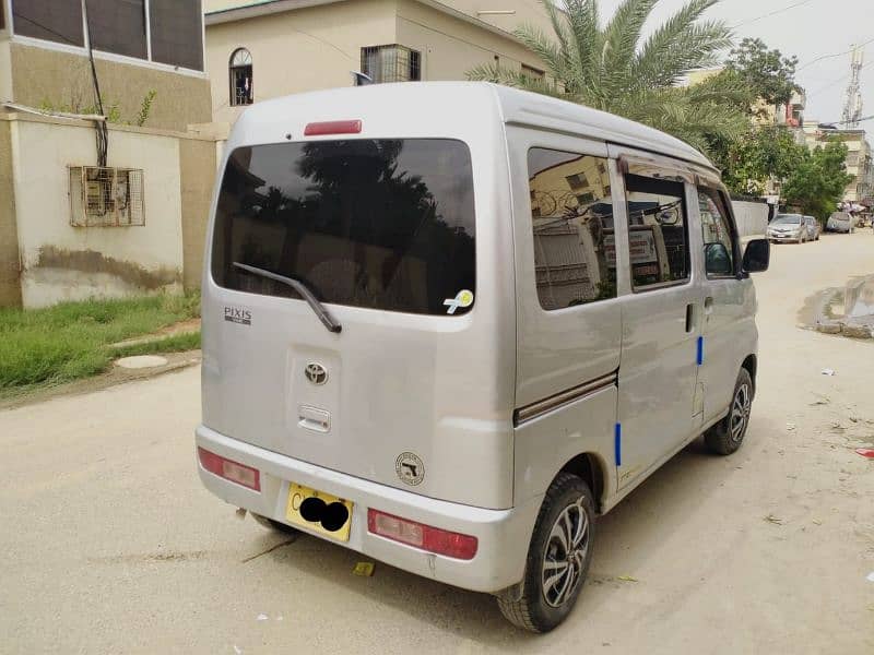 Daihatsu Hijet / toyota pixis 2013 4