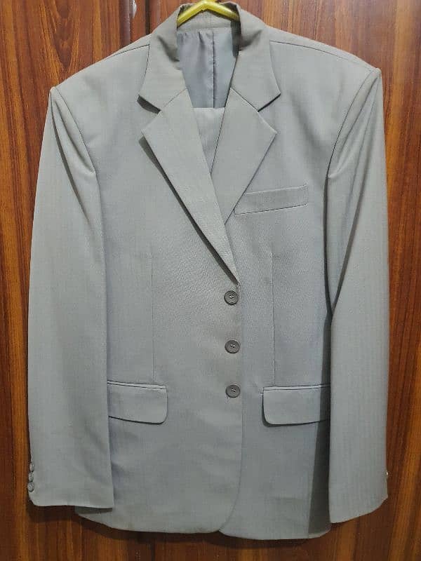 Casual Coat and Pant Coat in Good Condition 4