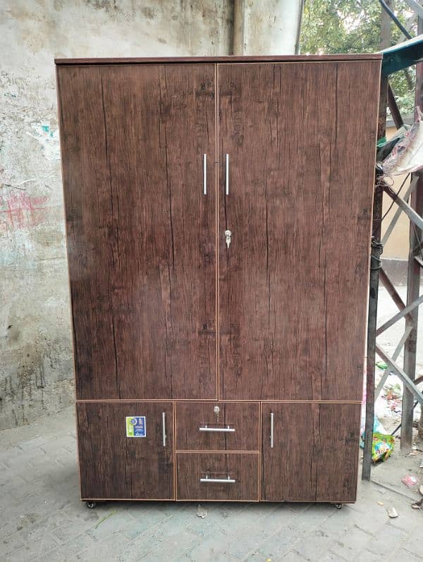 cupboard / wardrobe / Almari 0316,5004723 0