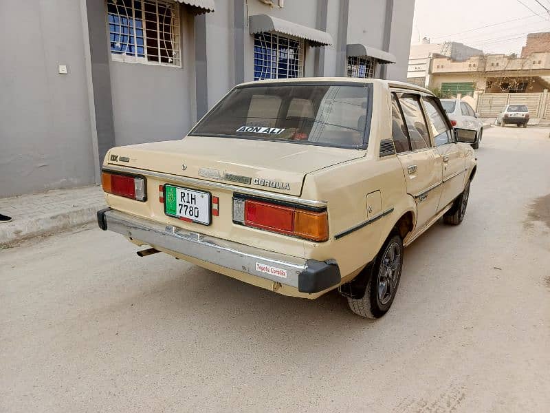 Toyota Corolla XE 1980 5