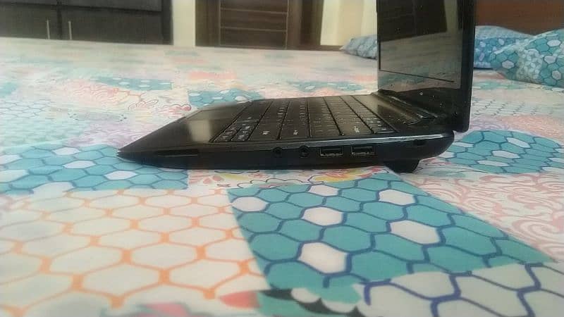 Aspire one laptop 10