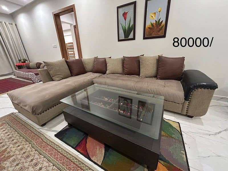 Well maintained L shaped sofa 0