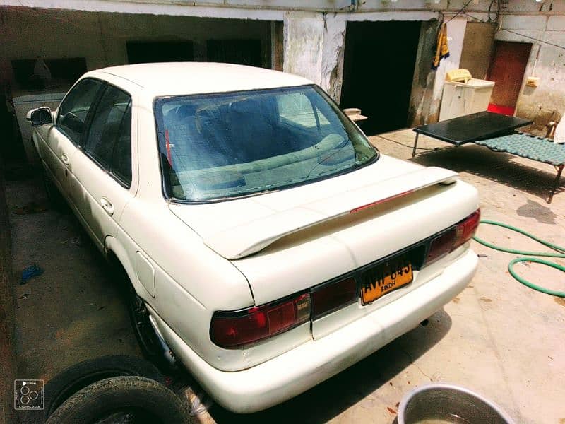 Nissan Sunny 1993 8