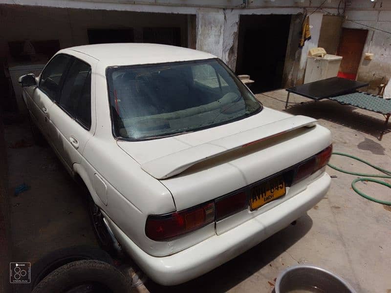 Nissan Sunny 1993 9