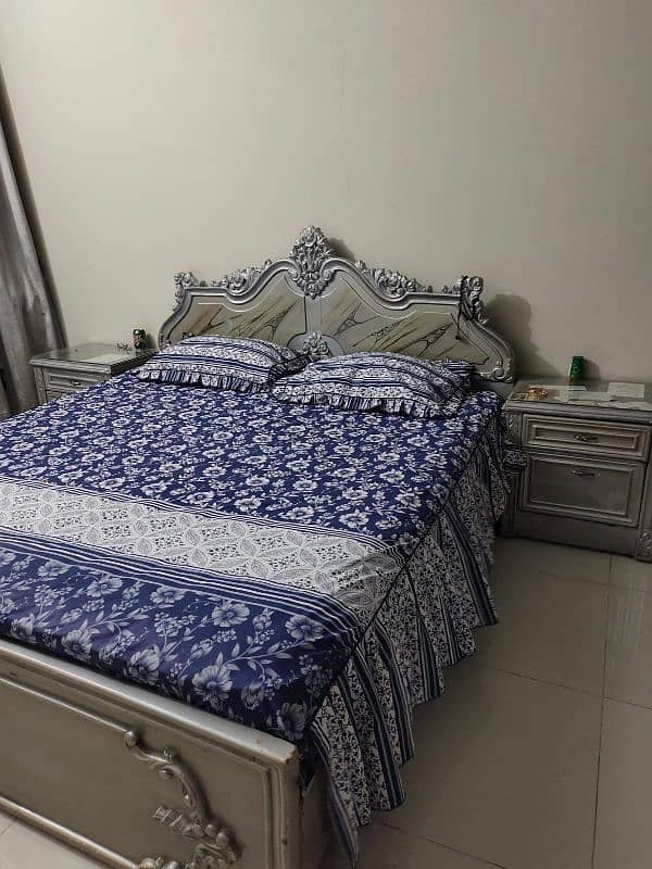 Double bed set items 1