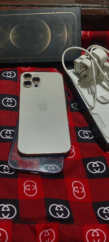 iPhone 12 pro Max 256 GB non pta 4