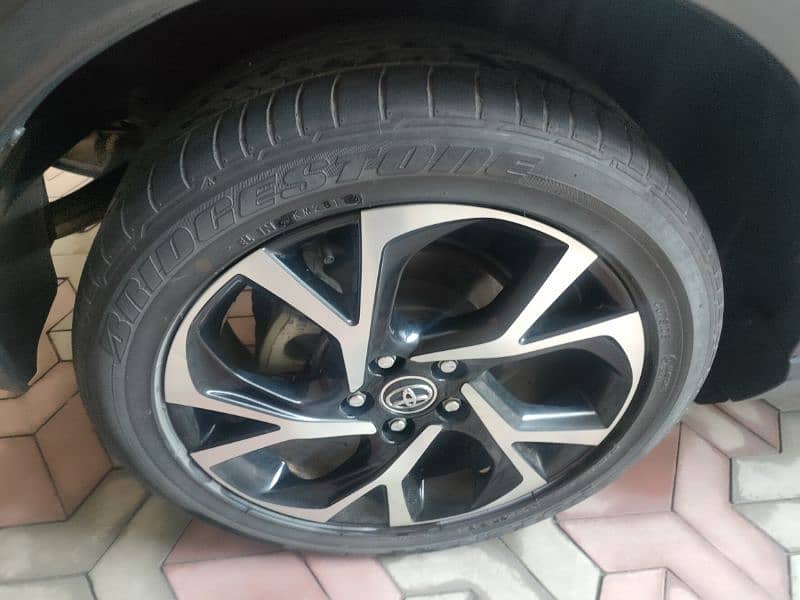 225/50/r18 bridgestone tyres for Mercedes bmw Sportage mg hs chr raize 7