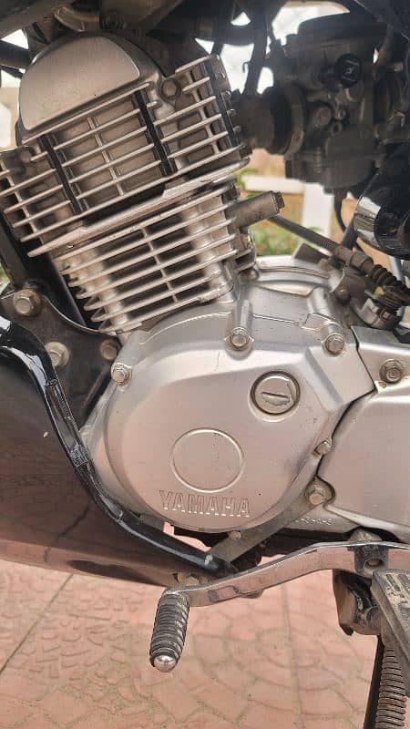 Yamaha ybr 125 Esd 3