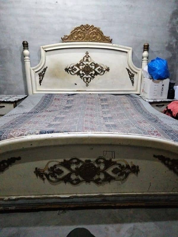 king size bed and dressing and showcase 3