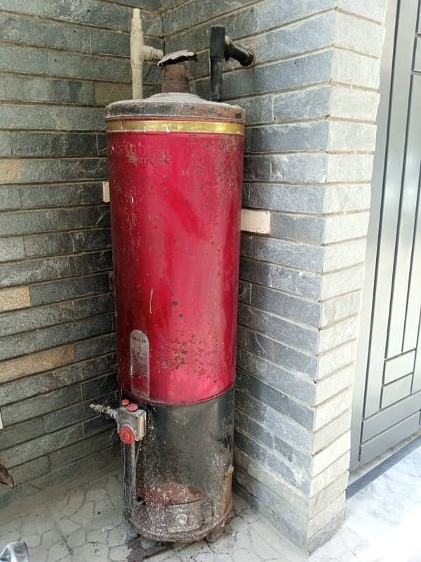 National 30 Gallon  Geyser run condition 0