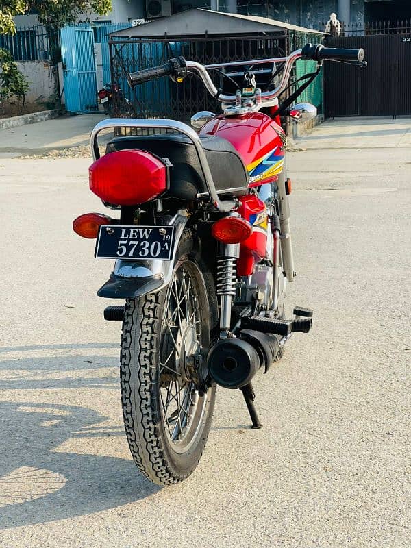 honda CG125 red color 5