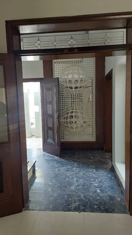 10 MARLA SLIGHTLY USED HOUSE IS AVAILABLE FOR RENT ON TOP LOCATION OF WAPDA TOWN LAHORE 5