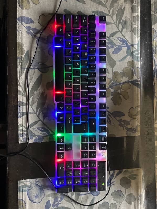 Gaming keyboard and mouse 0