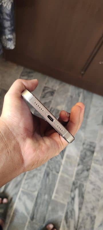 iPhone 15 Pro Max Natural Titanium JV | 256 GB 5