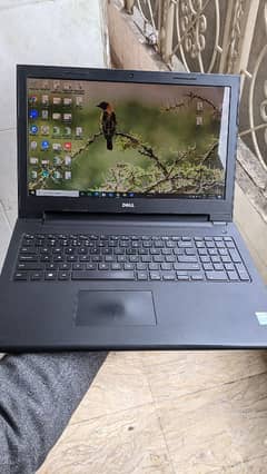 Dell core(TM) i3   500gb storage PM laptop with original charger