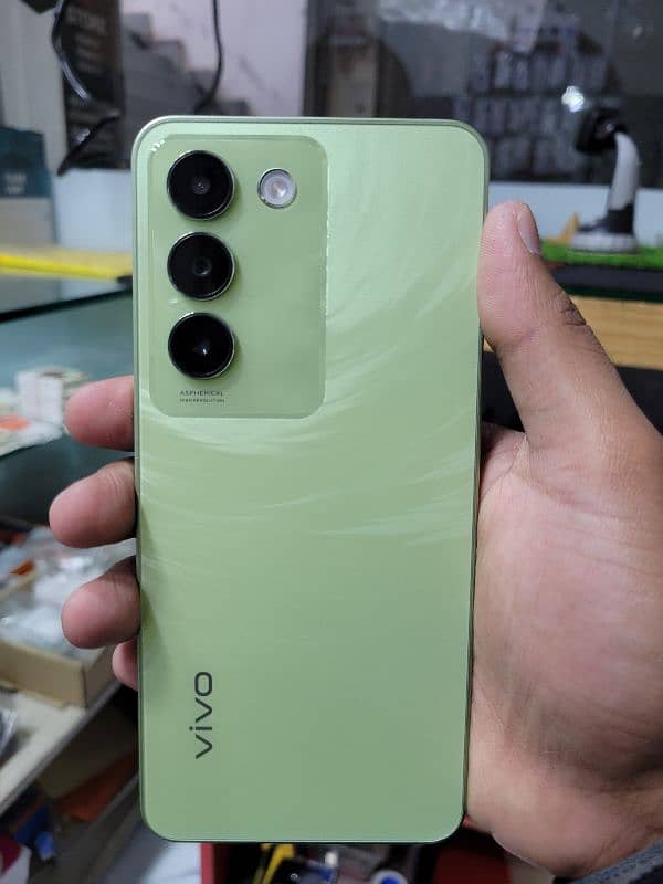 Vivo Y100 Offical PTA Approved 10 Months Warranty 1