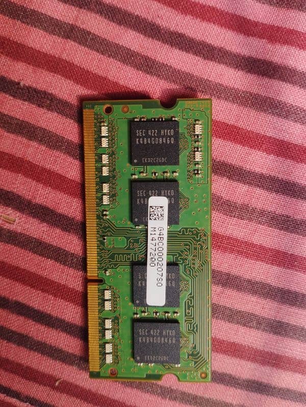 4 Gb ddr 3 pc3-12800 laptop ram. working no issue 2