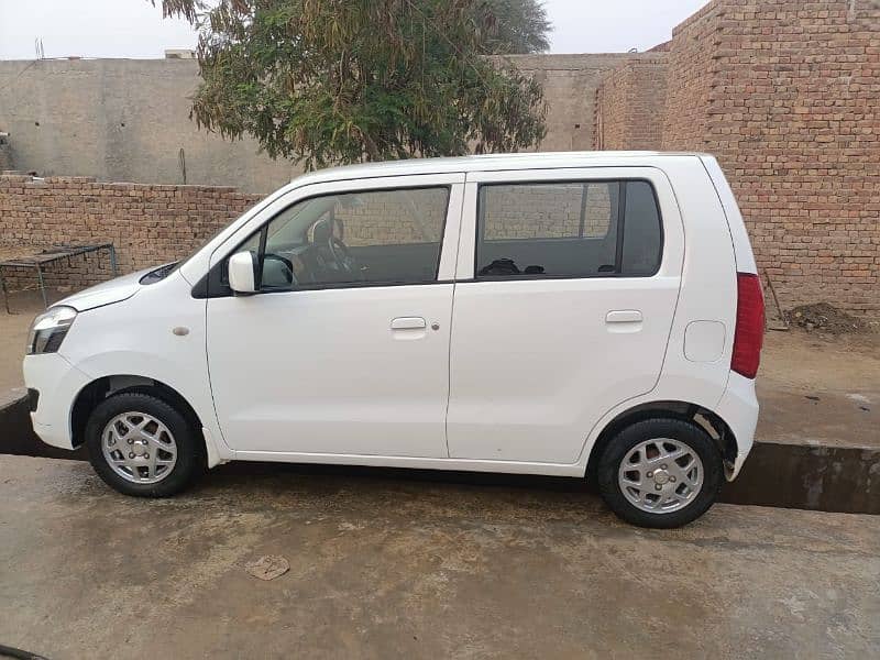 Suzuki Wagon R 2022 2