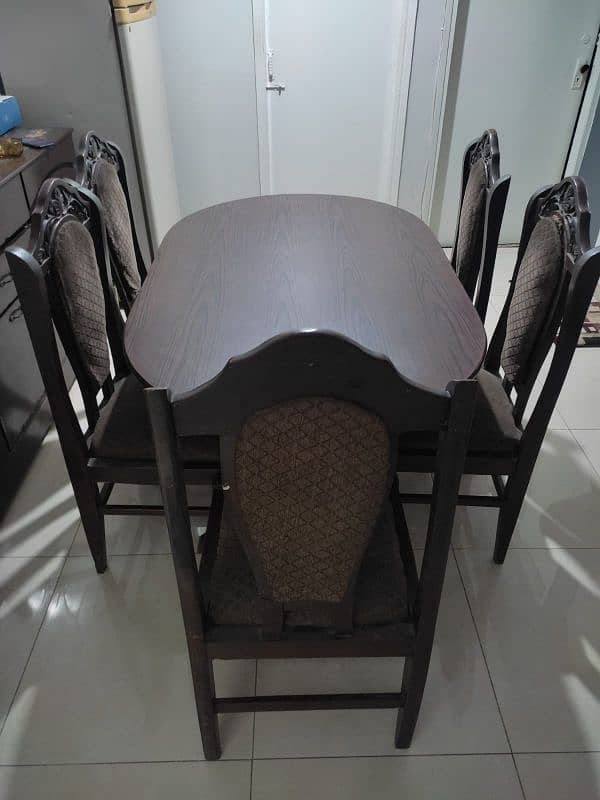 Dining table set 0