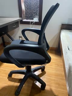 office Table and chair