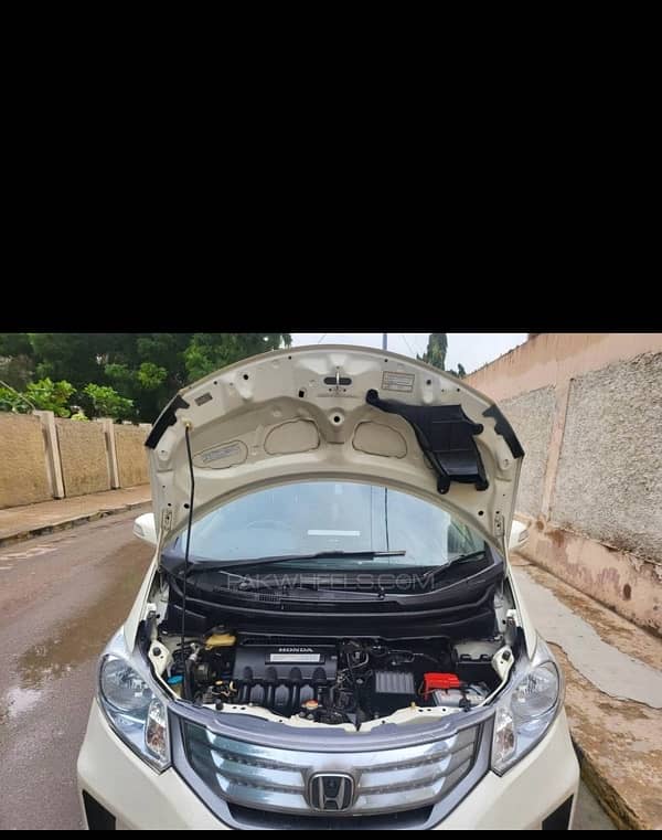 Honda Freed 2012 /17 full orignal 10