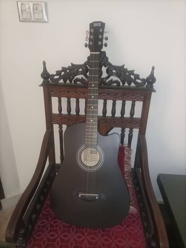 Matte Black Acoustic Guitar 0