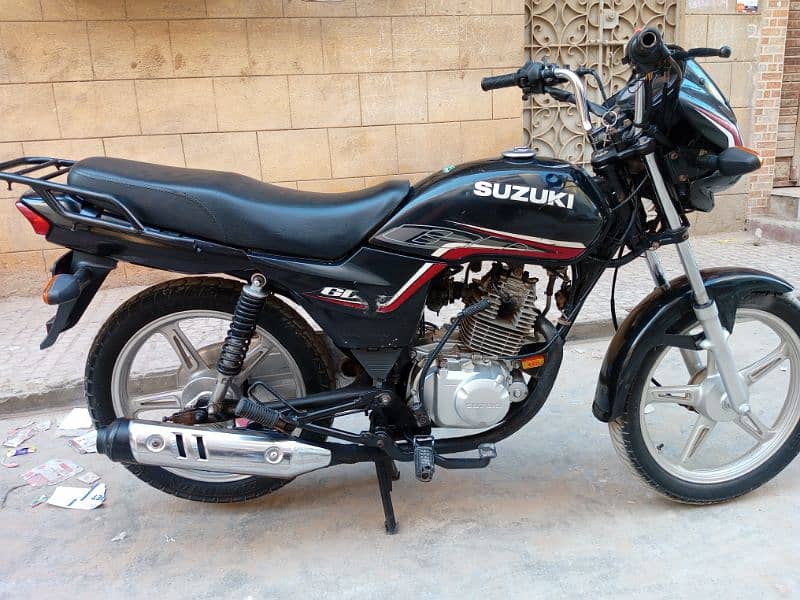 Suzuki gd 110s 8