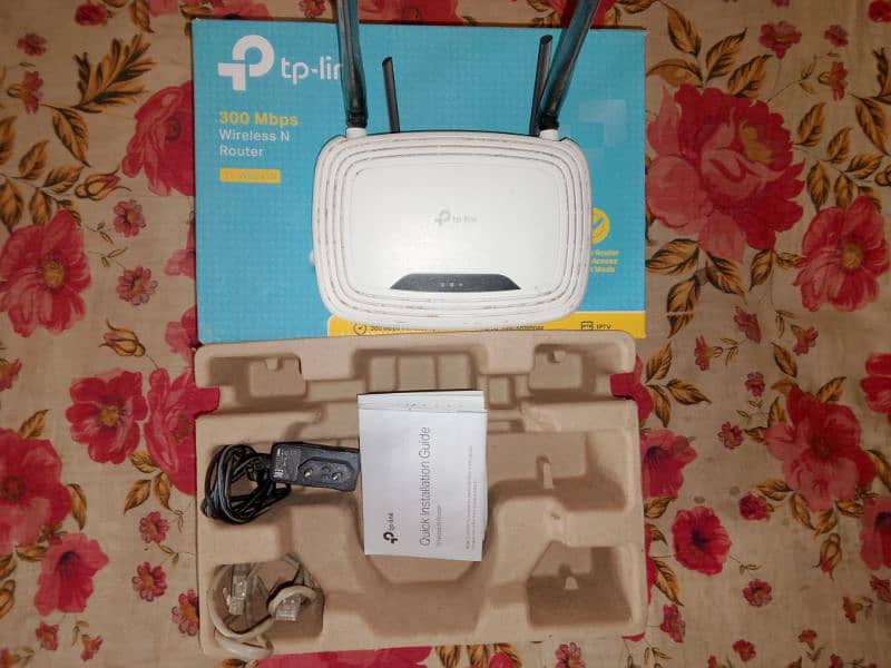 tplink wifi Router in new condition 0