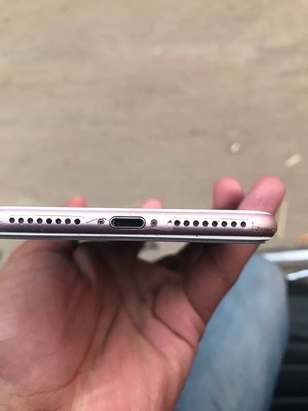 IPhone 7 Plus 128 PTA 3