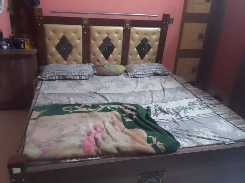 Double bed for sale 4