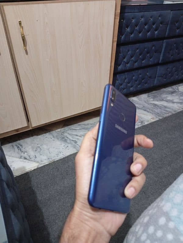 Samsung Galaxy A10S 8